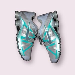 Nike Shox Roadster+  Gray/Green Sneakers 487604-004 Mens Size 12